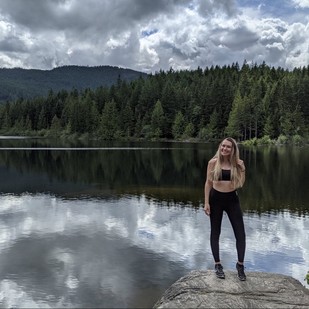 Meet your Posher, Emma